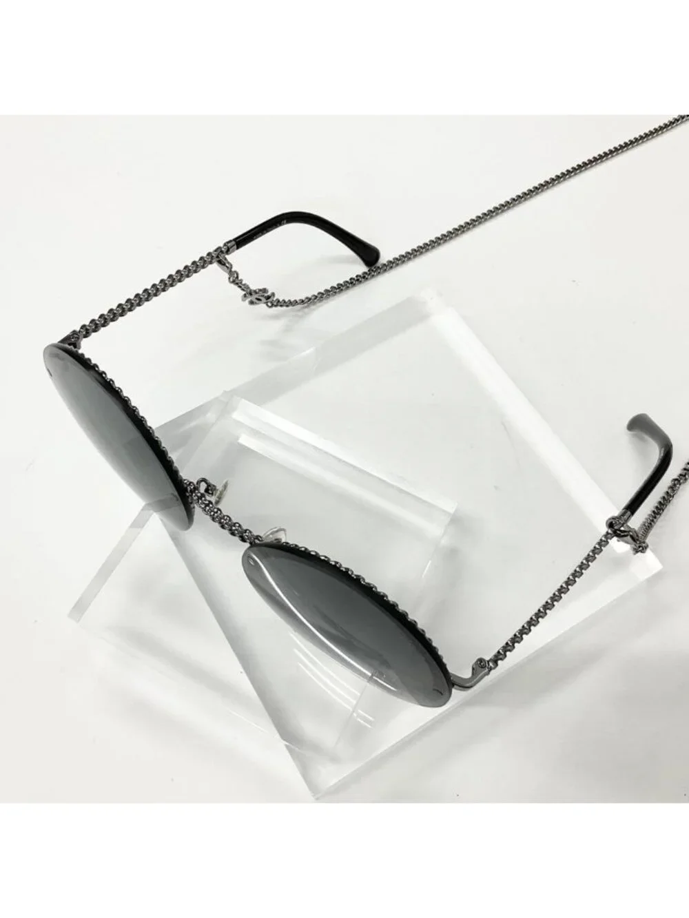 Chanel Sunglasses CC Logo Chain Eyewear Black